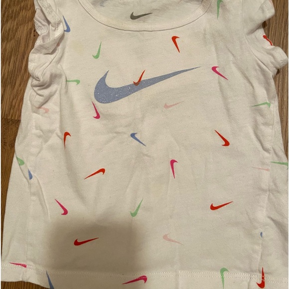 Nike for baby girl 6-12 mo - Picture 2 of 5